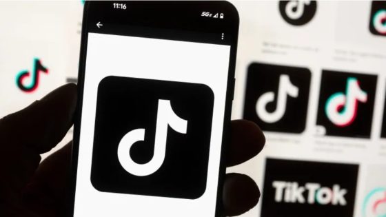 Half of Canadians support TikTok ban, with U.S. concerns ‘trickling’ north, poll suggests