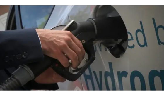 0M project to create hydrogen plants, refuelling stops in B.C