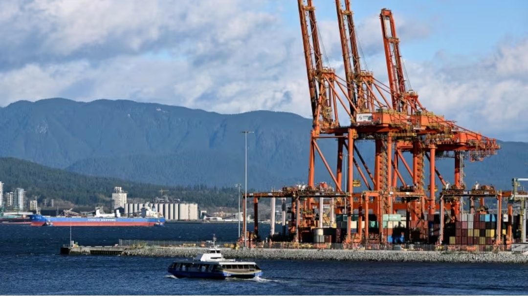 B.C. ports are frozen amid a labour dispute. What does this mean for Canadians?