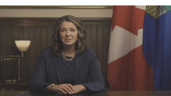 Premier Danielle Smith signals fiscal restraint in upcoming budget during televised address