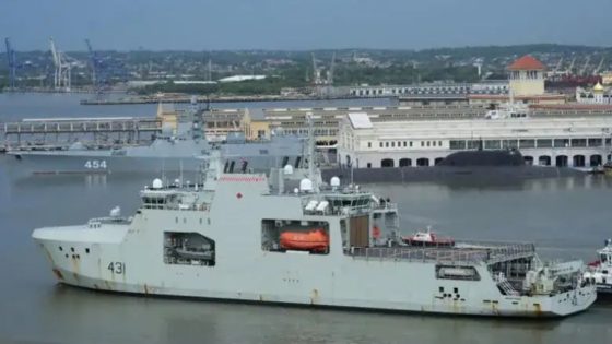 Canadian warship sharing an anchorage with Russian vessels in Cuba