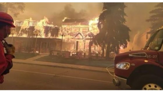 Jasper faces ‘significant loss’ of buildings, infrastructure as wildfire engulfs Alberta town