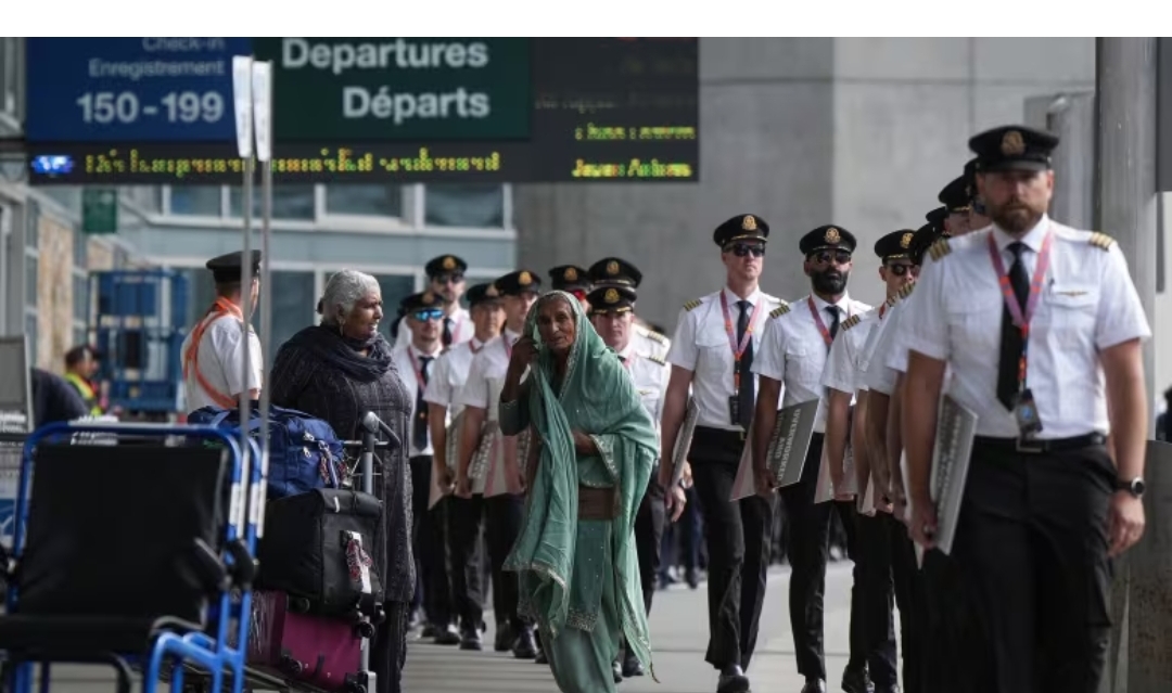 Air Canada says government must block strike if pilots’ deal can’t be reached