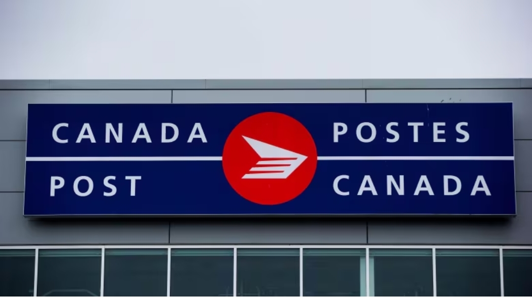 Canada Post presents latest offer in union negotiations after last week’s strike mandate