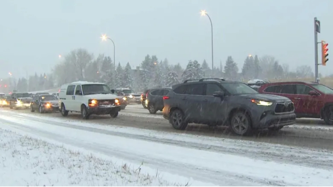 Heavy snowfall expected through weekend across Alberta